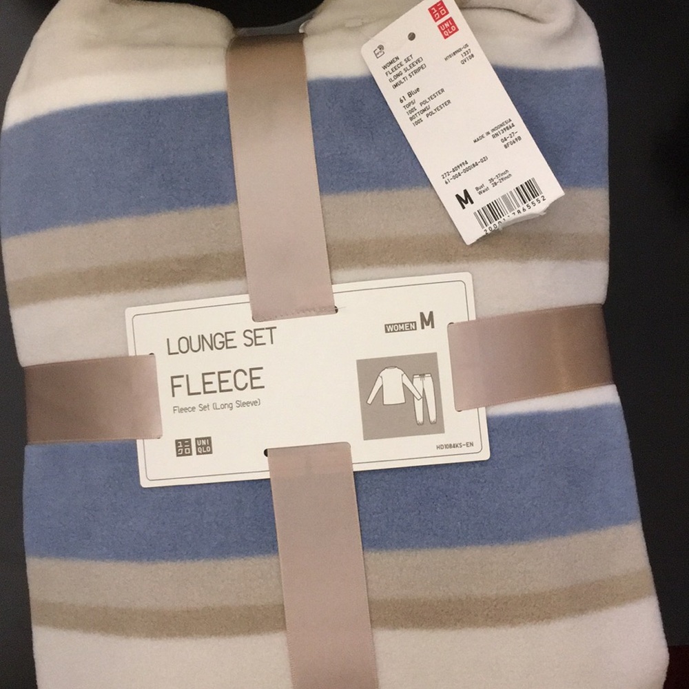 NWT 💕 Uniqlo Fleece Lounge Set